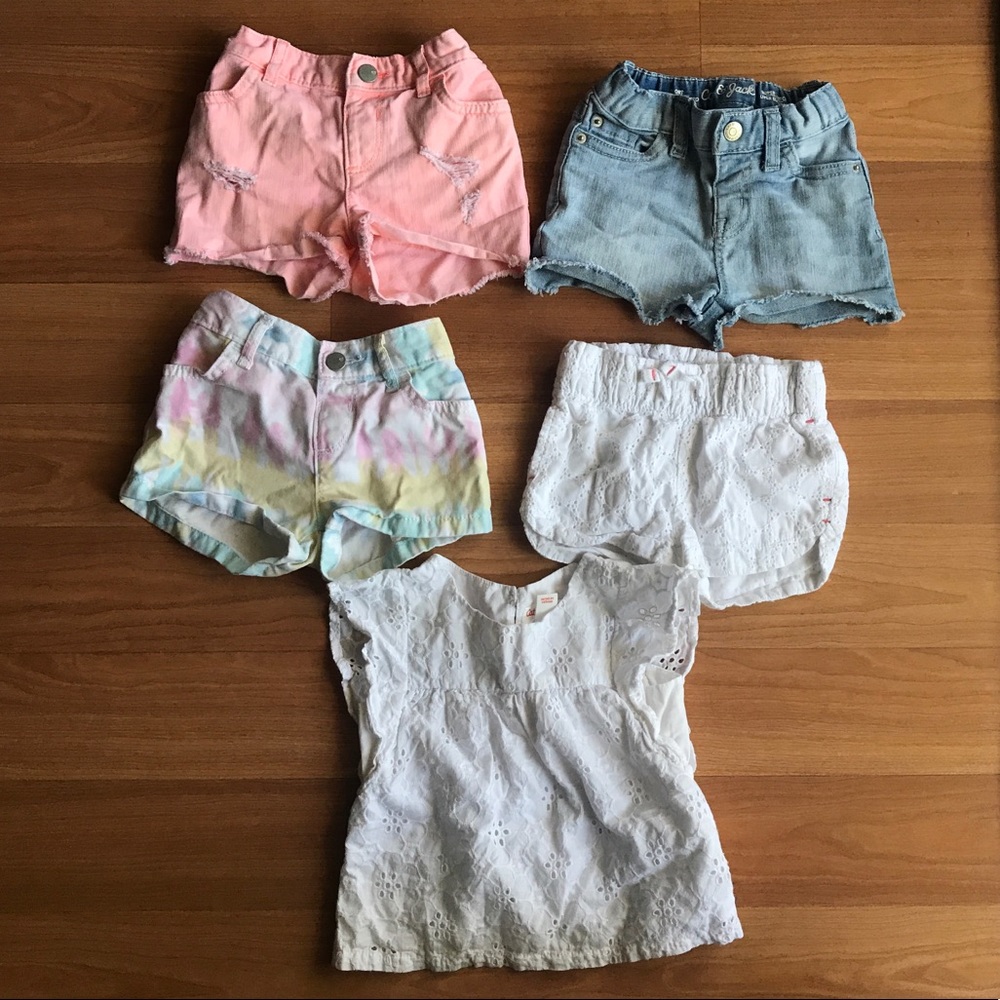 Toddler Size 18M Shorts and Eyelet Top